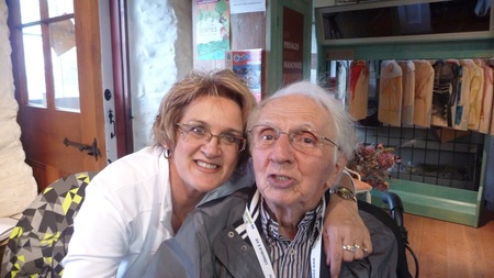 Avec mon ami Olivier Toupin grand aquarelliste ,maintenant décédé